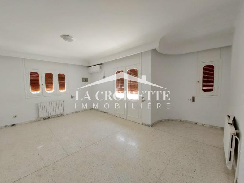 Villa S+6 à La Marsa
